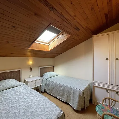 6 Pers à Avec Jardin Et Parking - Fr-1-379-116